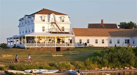 block island resort hotels.